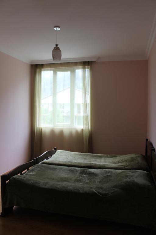 Mariana's Guest House Mestia Extérieur photo