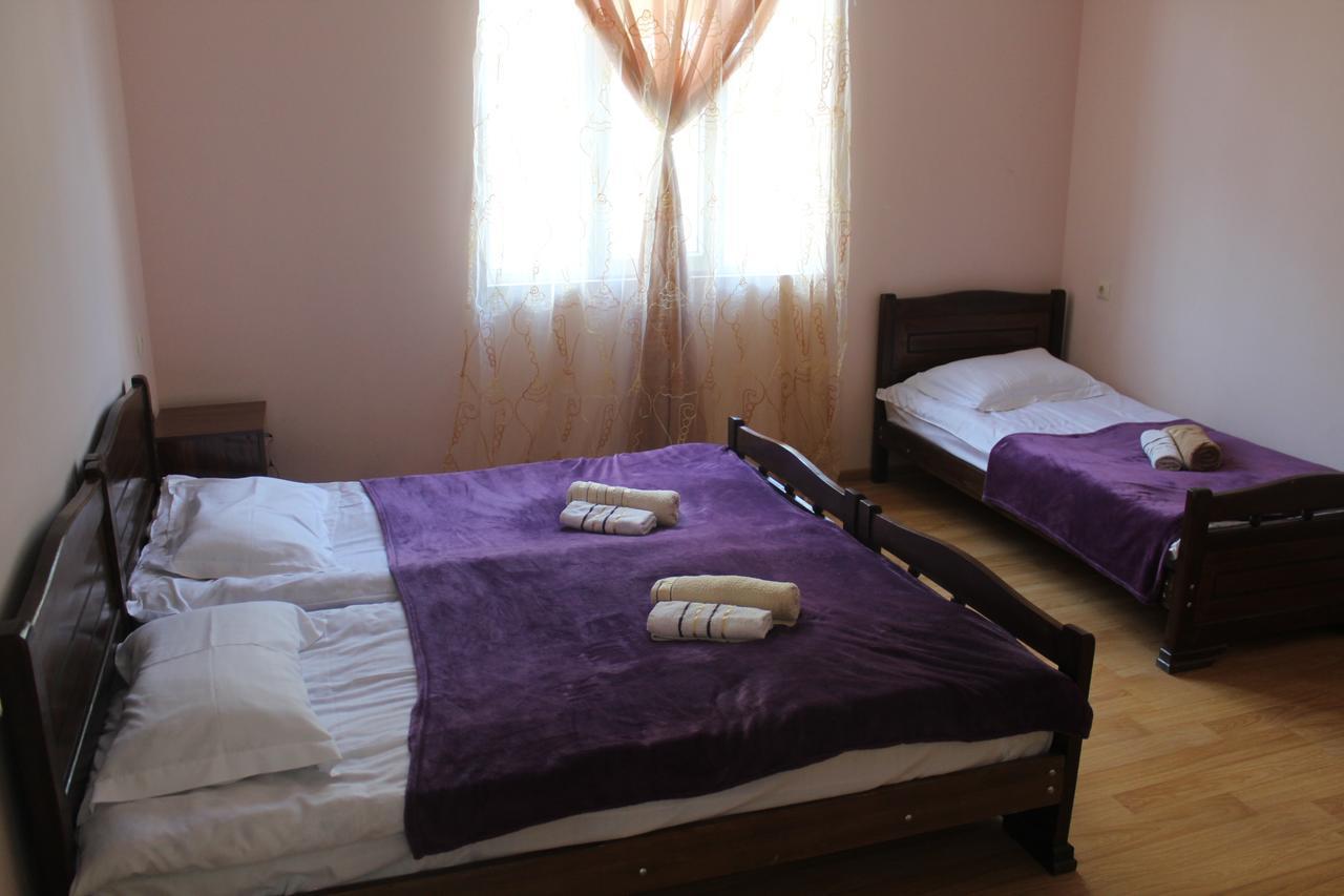 Mariana's Guest House Mestia Extérieur photo