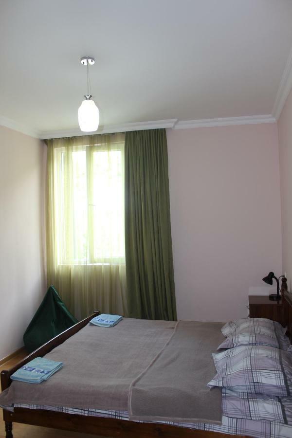 Mariana's Guest House Mestia Extérieur photo